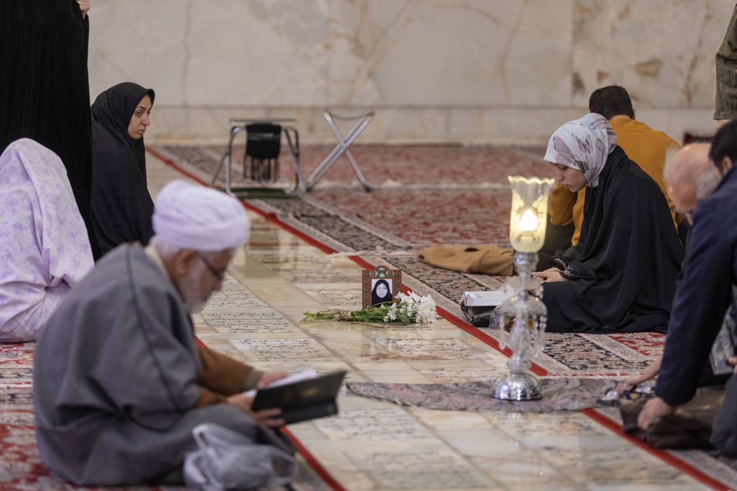 برگزاری آئین سنتی چراغ برات در حرم مطهر رضوی