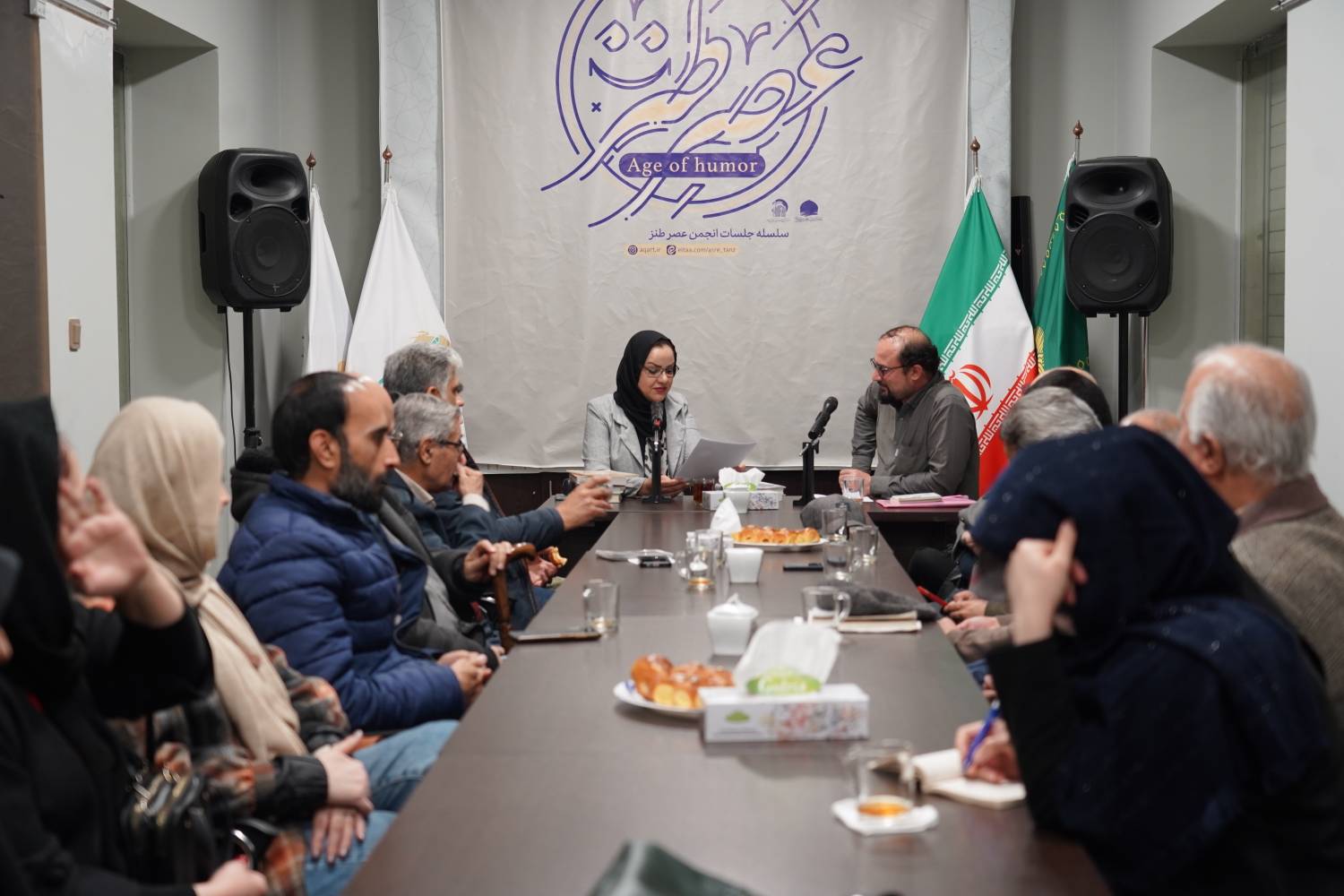 شعر طنز گویشی، اصیل، گزنده و بی‌پرواست