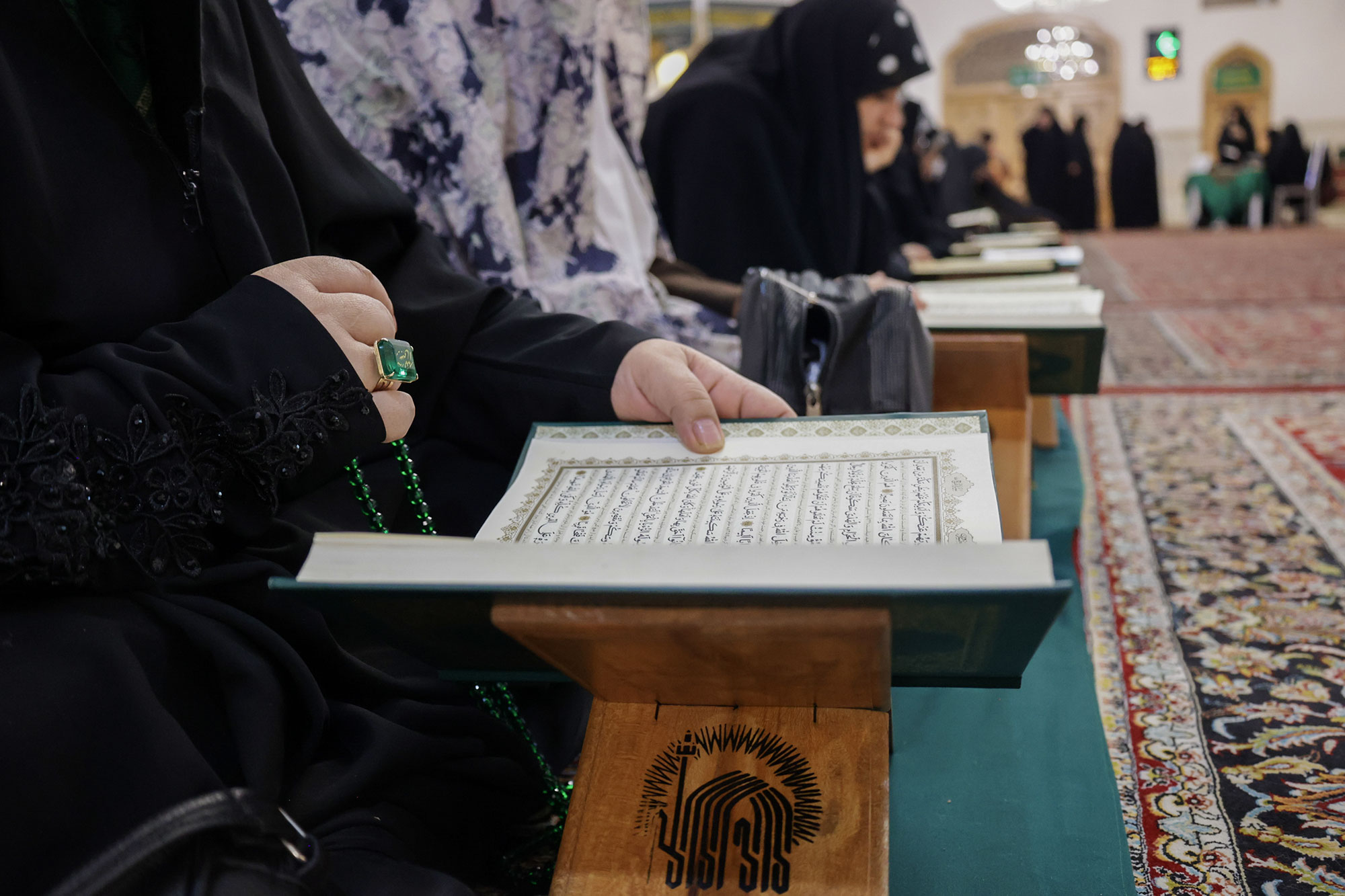 کرسی تلاوت رضوی-2