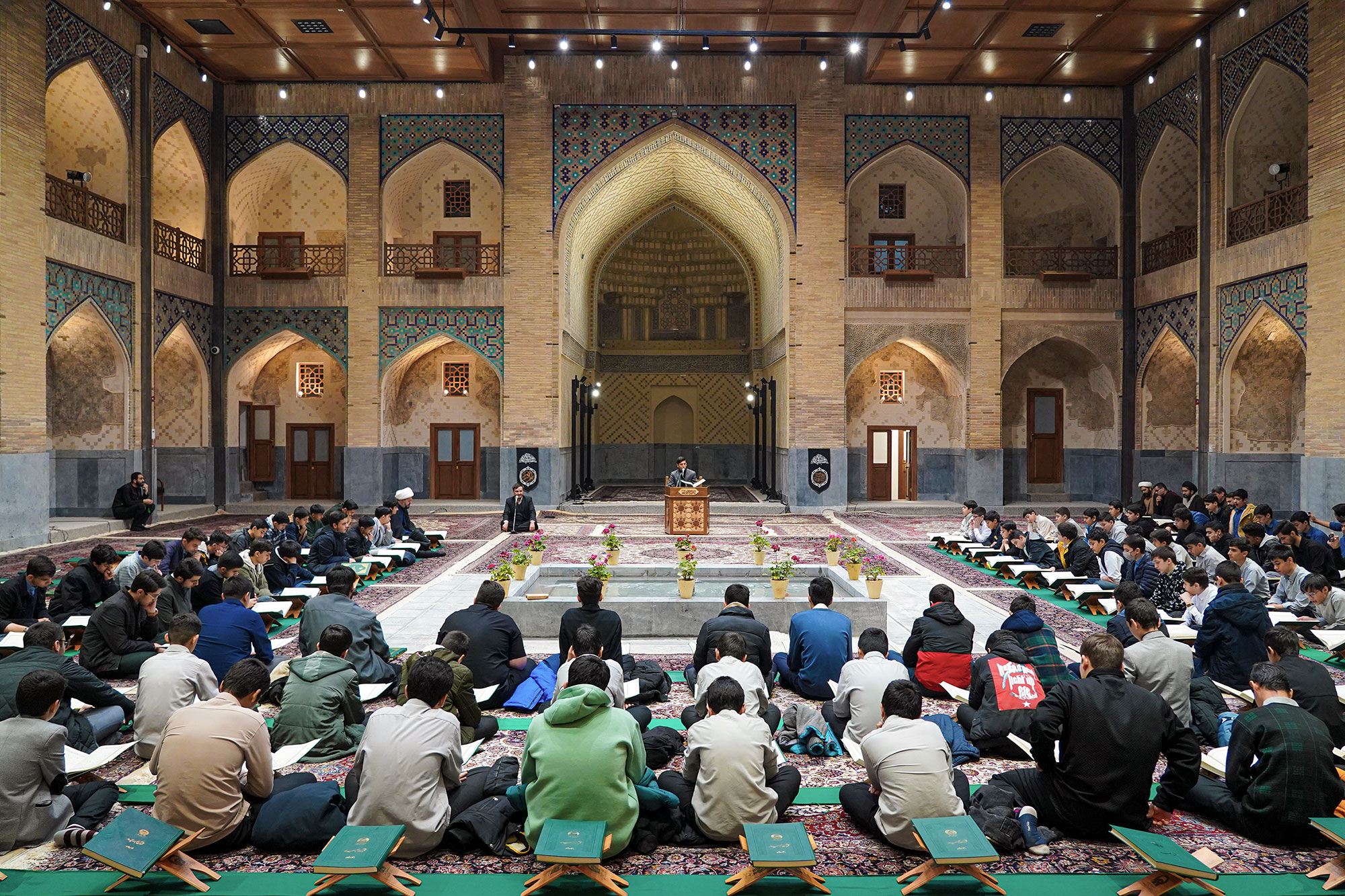 محفل انس با قرآن ویژه مدارس امام رضا(علیه‌السلام) در حرم مطهر رضوی