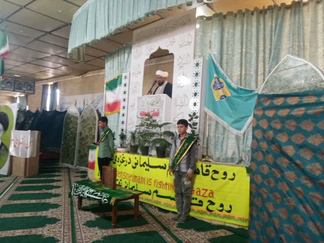 خدمت‌رسانی خادمیاران رضوی شهرستان ارزوئیه در نماز جمعه