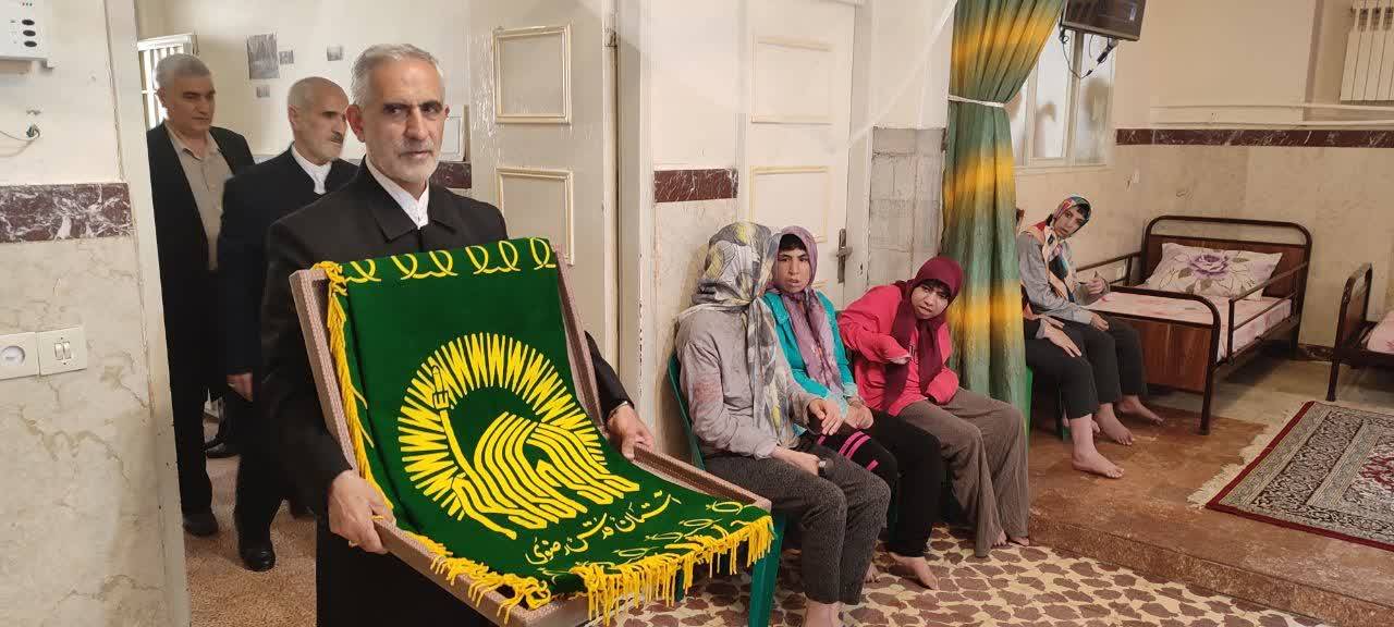 نسیم رحمت رضوی در جمع معلولان ذهنی مراغه وزیدن گرفت