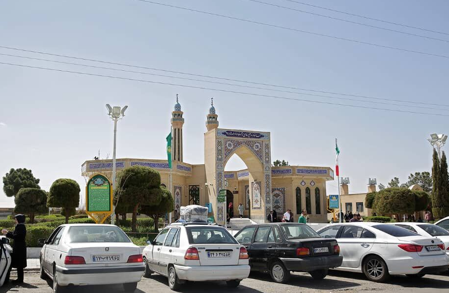 برگزاری جشن میلاد امام هشتم علیه السلام در مجتمع های میان راهی امام رضا علیه السلام