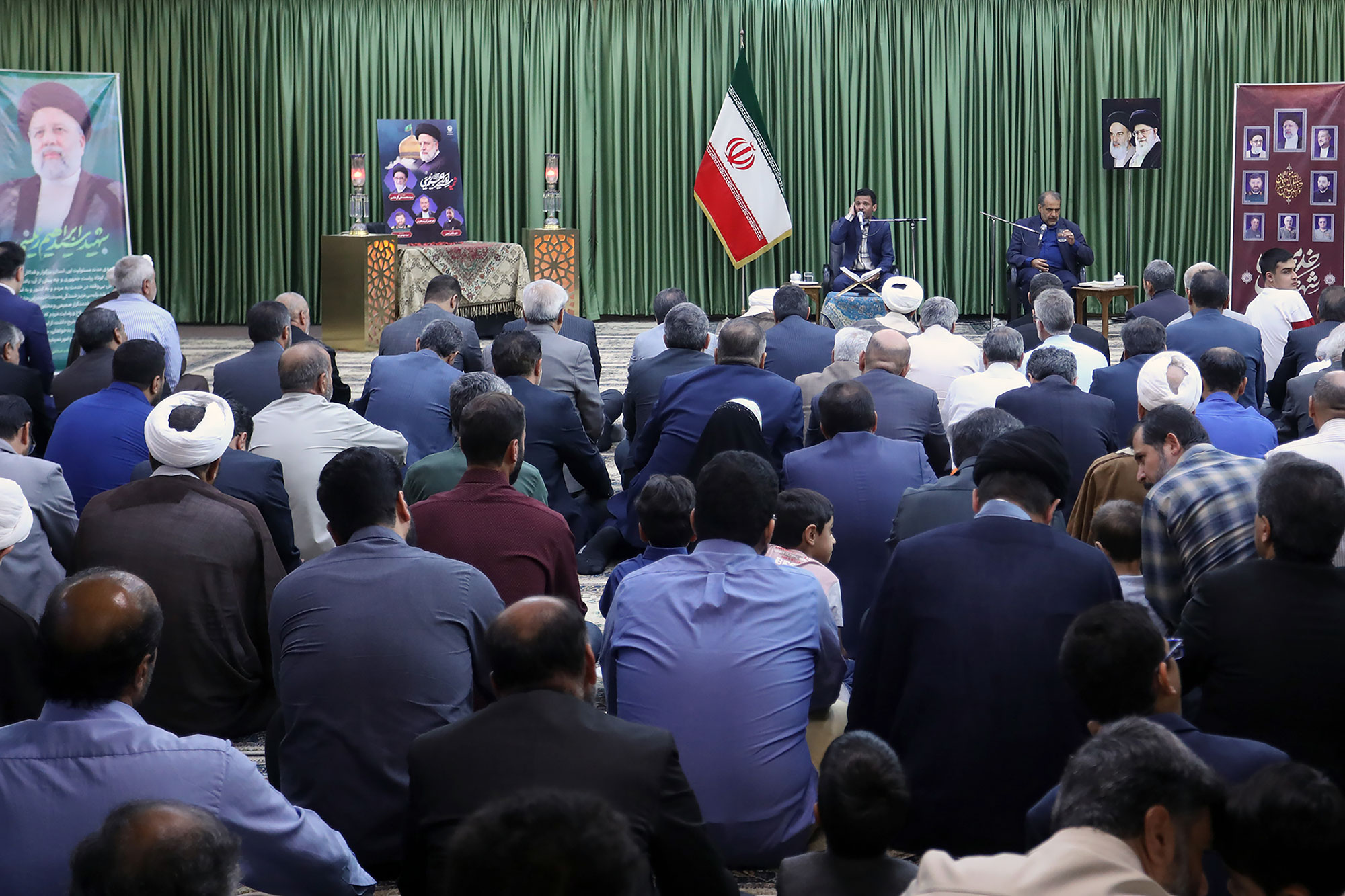 گرامیداشت شهدای خدمت در بیت آیت الله علمالهدی