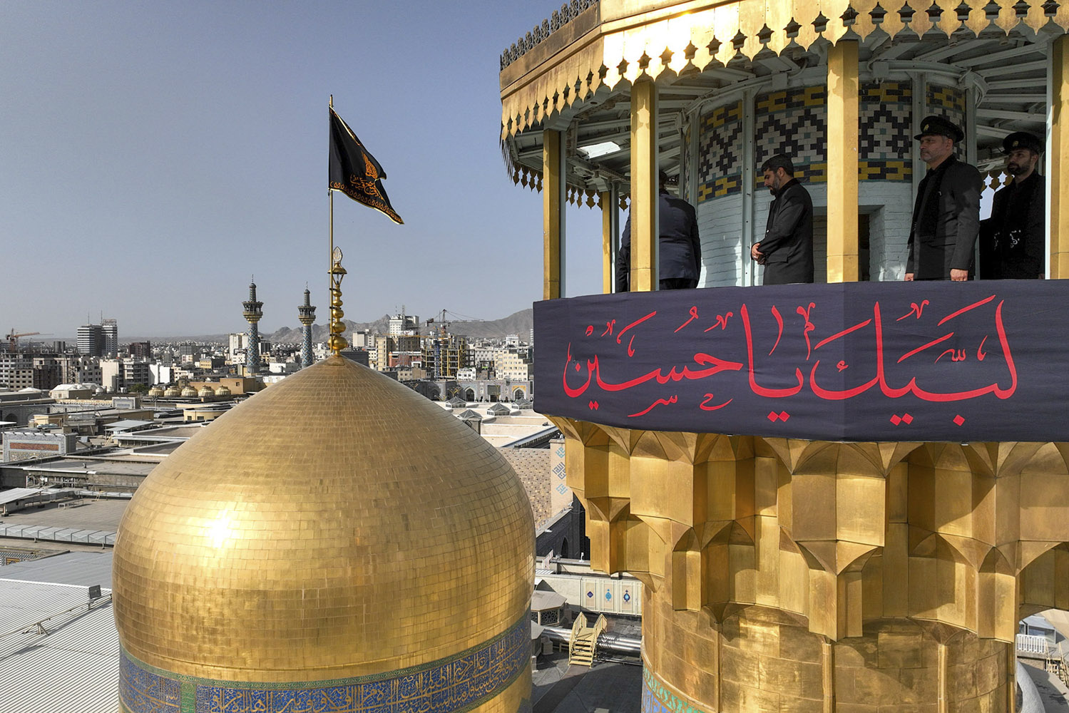عکس با کیفیت : لبیک یا حسین علیه السلام