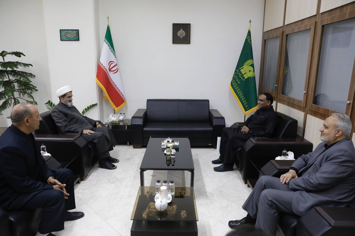 دیدار سفیر پاکستان در ترکمنستان با معاون امور بین‌الملل آستان قدس رضوی