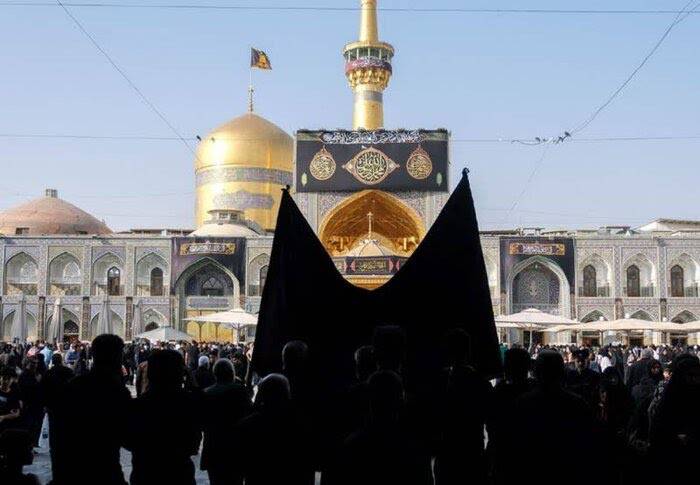 خادمان موکب امام رضا(ع) از سلطان خراسان اذن خدمت گرفتند   