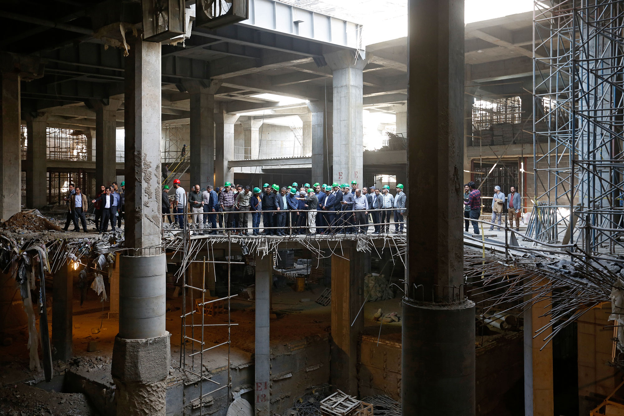 بازدید جمعی از مدیران بنیاد مسکن انقلاب اسلامی از پروژه‌های عمرانی حرم مطهر رضوی