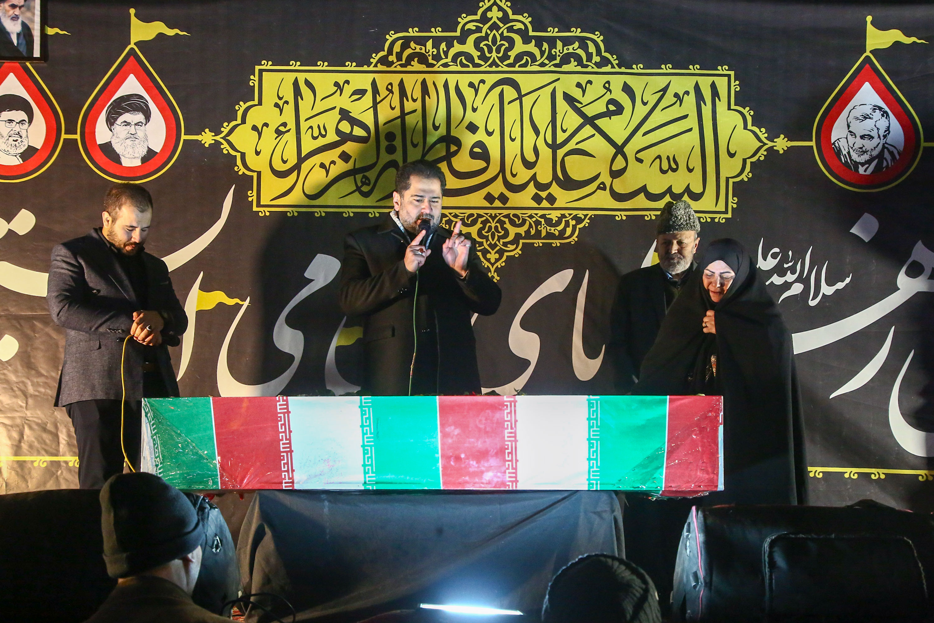 تشییع پیکر شهید گمنام دفاع مقدس در بلوار سجاد مشهد