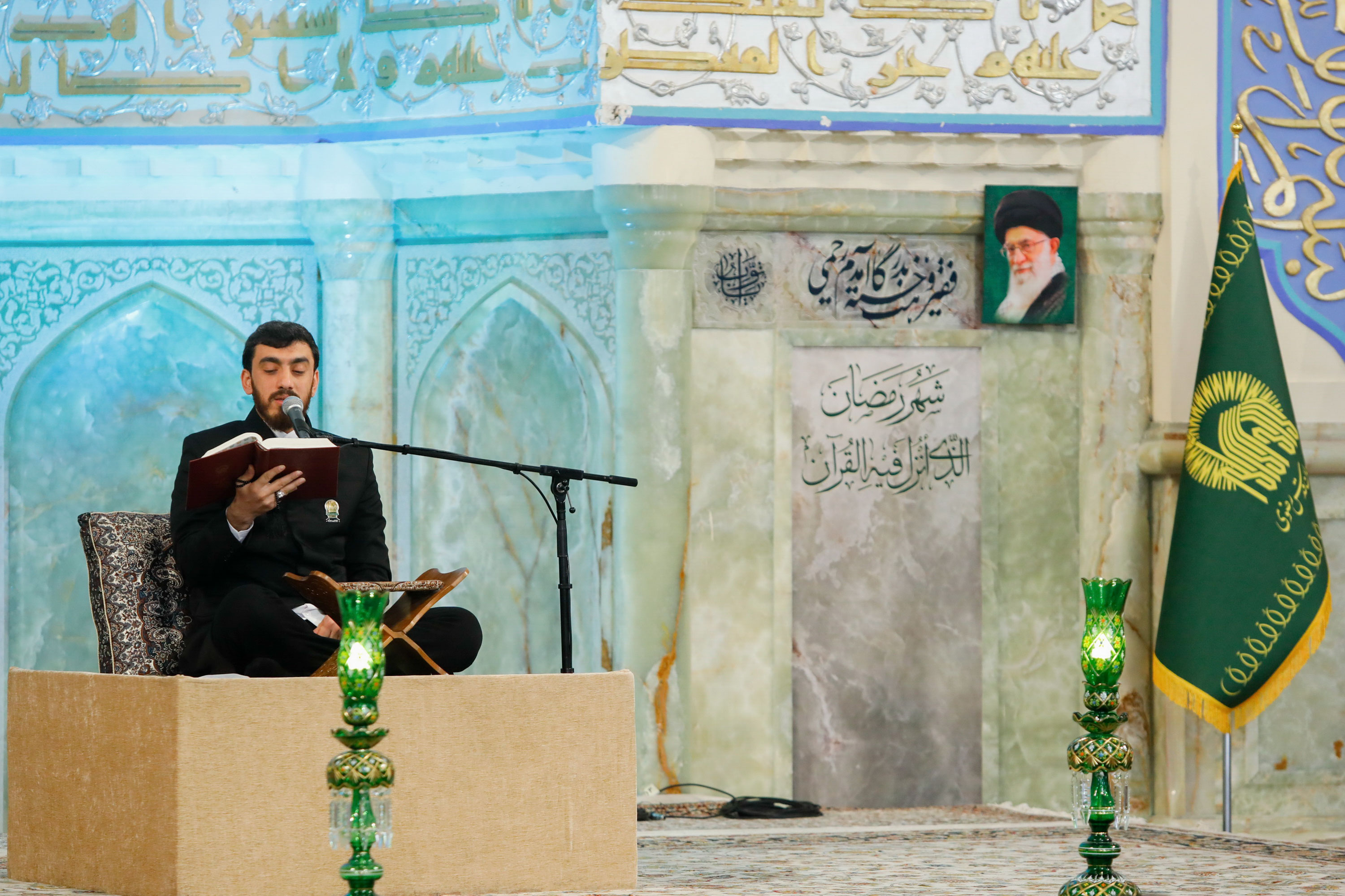 مناجات خوانی دهه آخر ماه مبارک رمضان در حرم مطهر رضوی