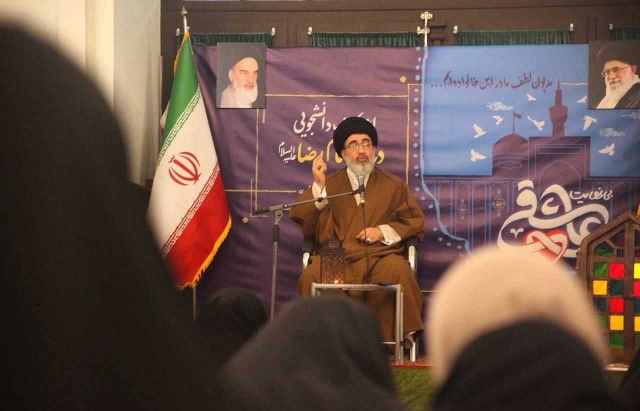 اعتکاف دانشجویی دختران با محوریت کتاب «توکل» برگزار شد اعتکاف دانشجویی دختران با محوریت کتاب «توکل» برگزار شد