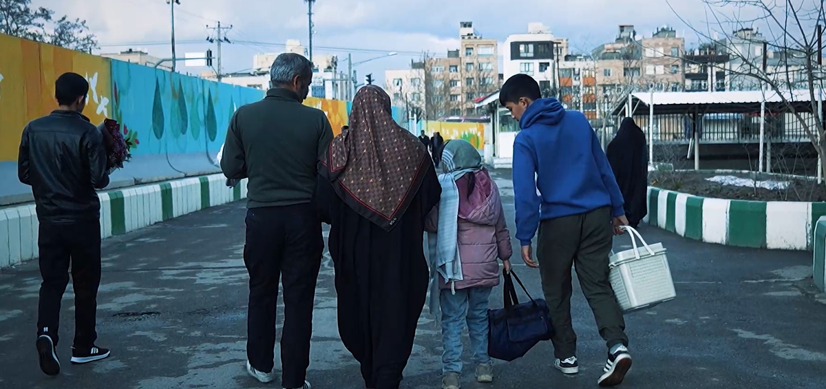 سرانجام انتظار به پایان رسید؛ پدری روز پدر به خانه بازگشت