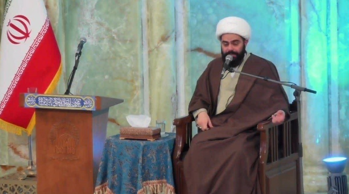 ویژه‌برنامه شام میلاد ابن الرضا (ع) در حرم مطهر رضوی برگزار شد