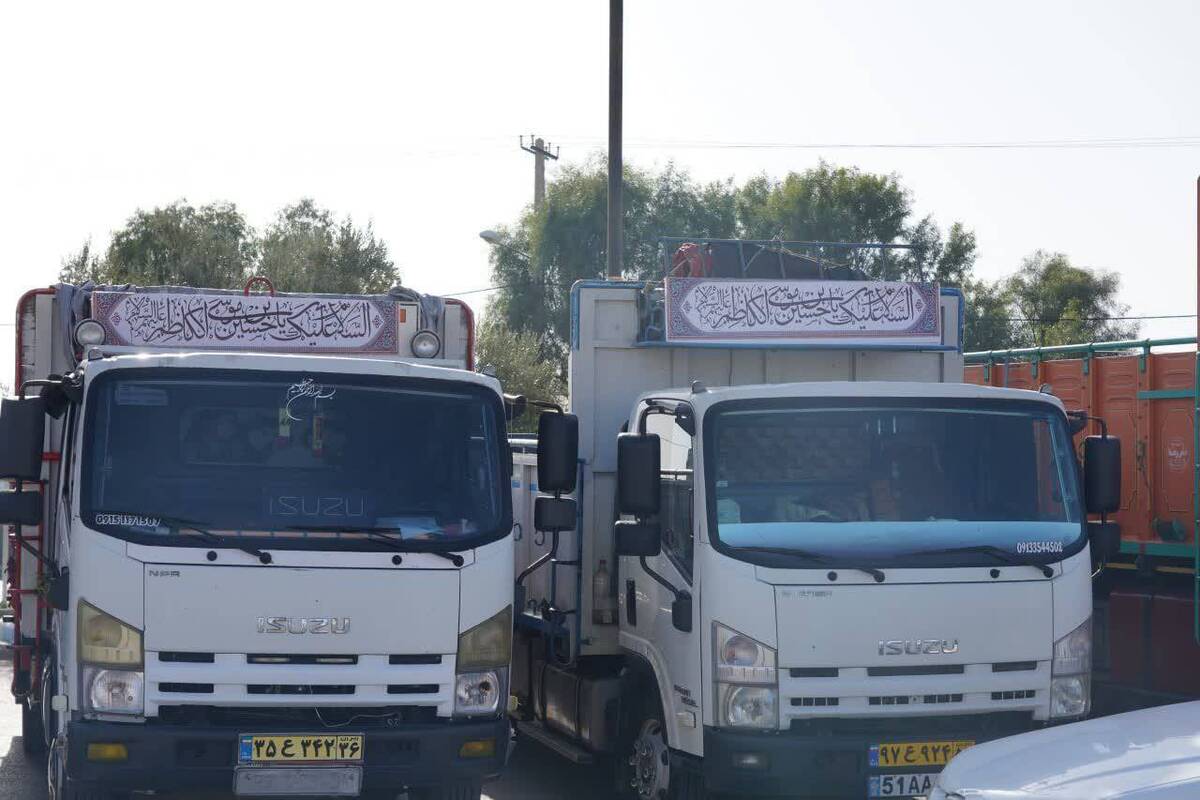 به مناسبت سال روز ولادت مولی‌الموحدین حضرت علی (ع)، بیش از ۱۰۰ دستگاه خودرو سبک و سنگین ناوگان حمل و نقل شهرستان طبس، به نام مبارک حضرت حسین‌بن‌موسی‌الکاظم (ع)، مزین شد.