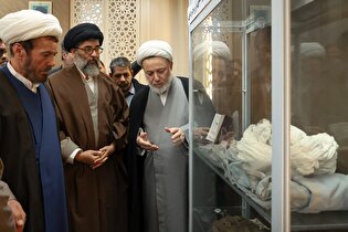 رونمایی از آثار اهدایی شهید آیت‌الله مرتضی بروجردی به کتابخانه رضوی