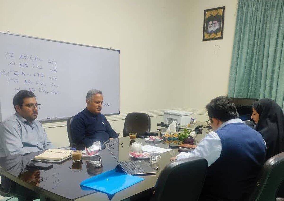 نشست مشترک دانشگاه امام رضا (ع) و پارت لاستیک برای تربیت نیروی متخصص برگزار شد