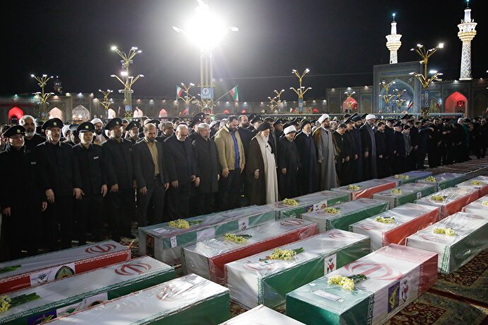 تشییع پیکر شهدای مدافع امنیت در حرم مطهر رضوی