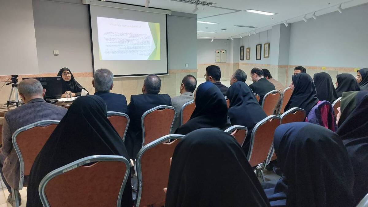 دوره آموزشی «روایت‌گری در موزه؛ راهبردی میان‌رشته‌ای برای آموزش و میراث فرهنگی»، در موزه حرم مطهر رضوی، برگزار شد.