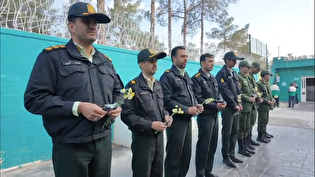 تجلیل خادمیاران رضوی بهاباد از حافظان نظم و امنیت/ فیلم