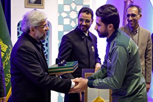 همایش روز جوان در حرم مطهر رضوی