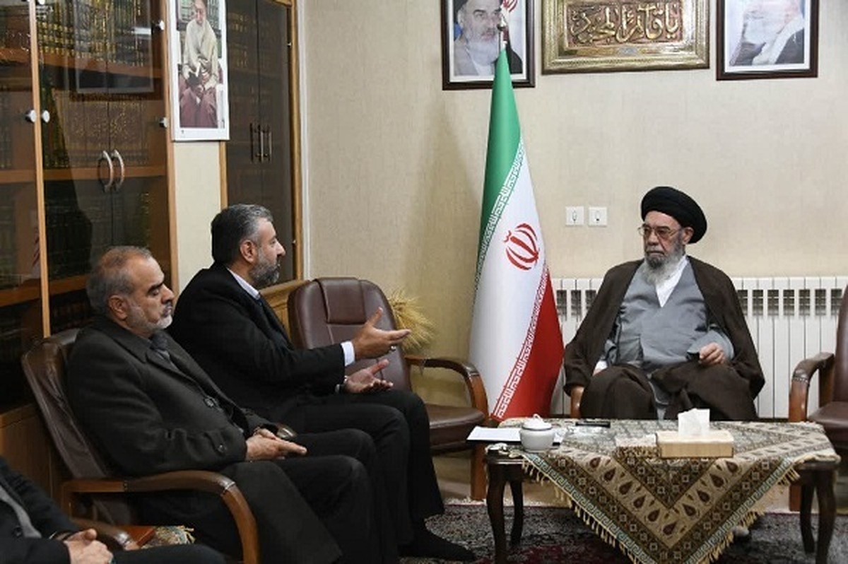 تأکید امام‌جمعه اصفهان بر جریان‌سازی جهانی شبکه خادم‌یاری