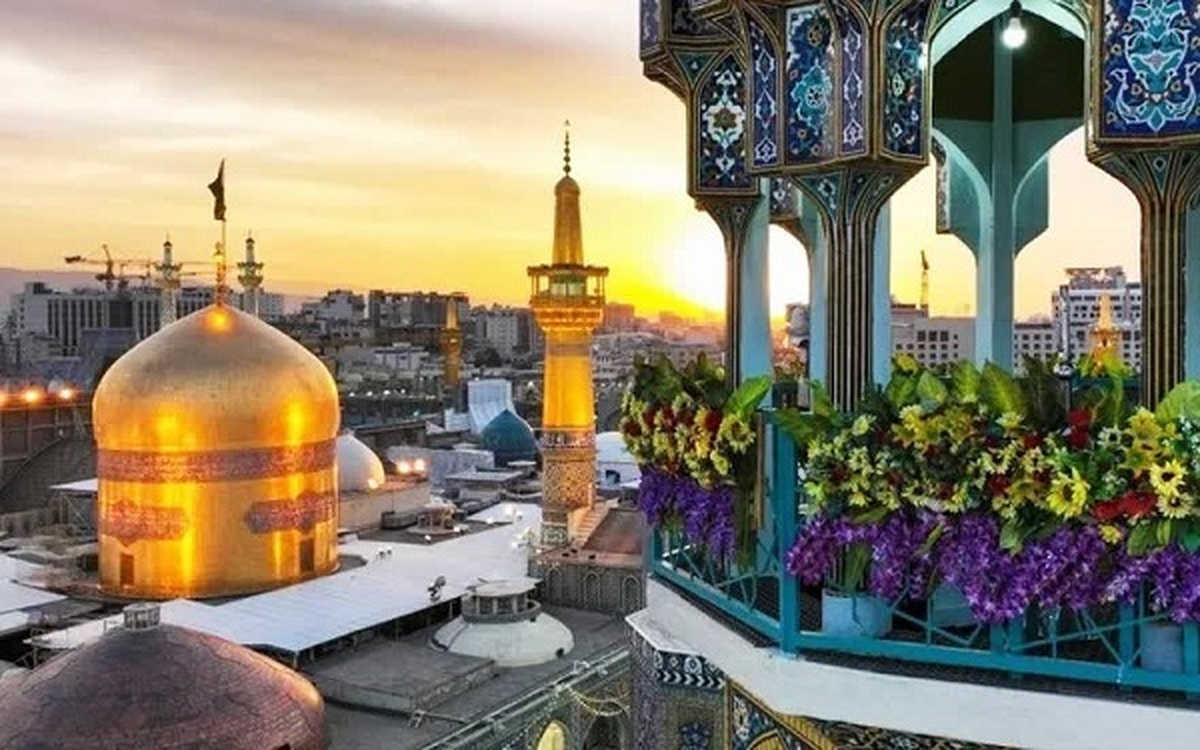 اعزام دو کاروان زائر اولی‌های ملایر به مشهد مقدس