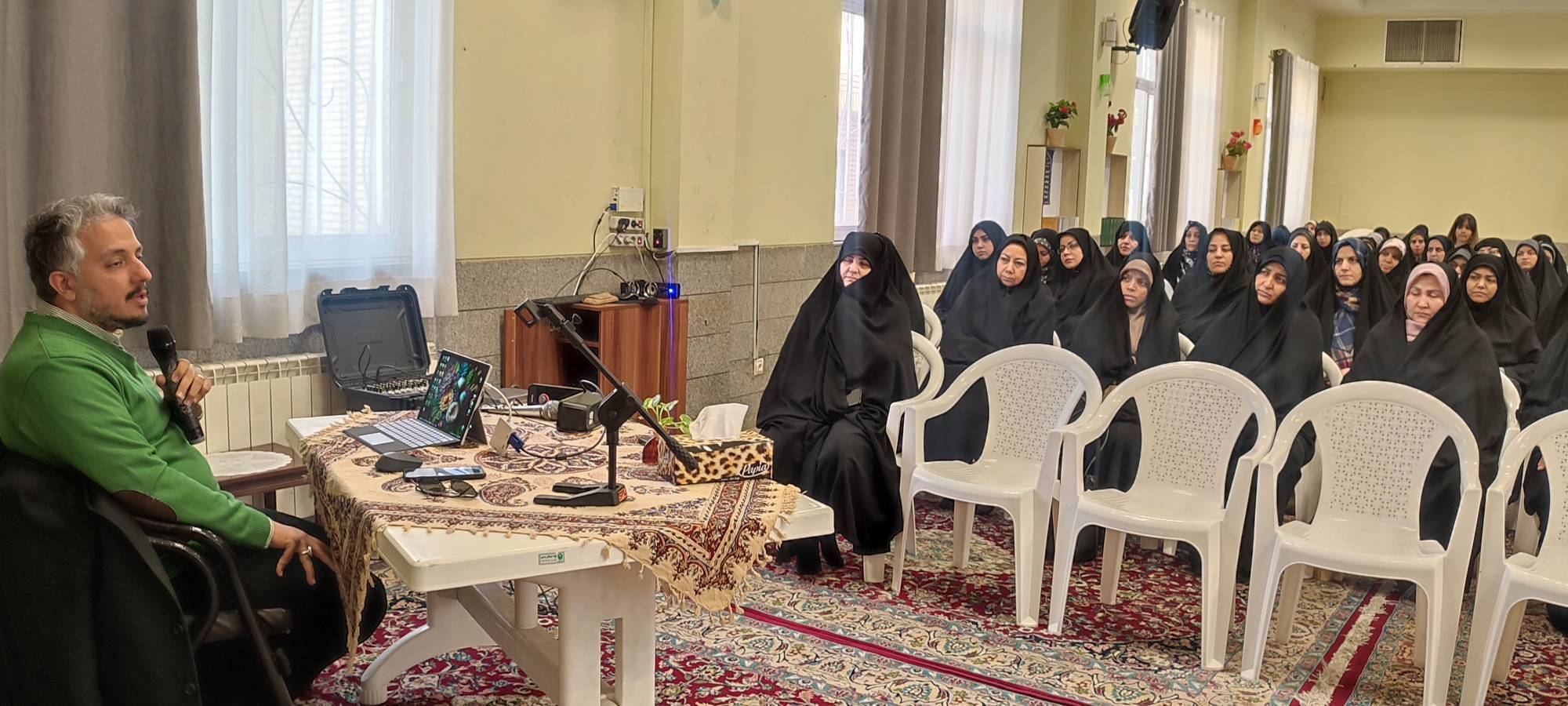 تبیین اتفاقات اخیر کشور در نشست بررسی ابعاد مختلف جنگشناختی تبیین اتفاقات اخیر کشور در نشست بررسی ابعاد مختلف جنگشناختی