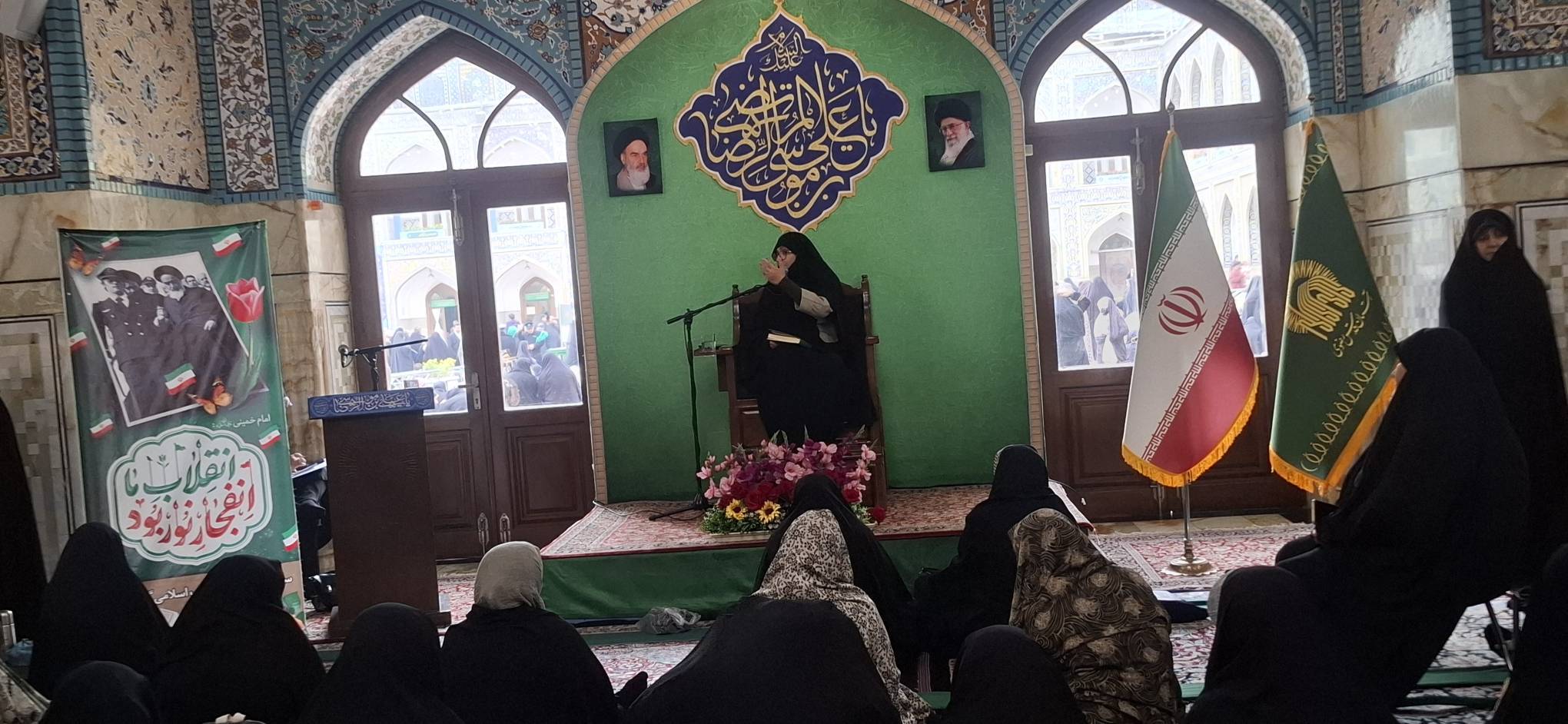 بانوان رضوی میهمان ویژهبرنامه «شکوه انقلاب» شدند بانوان رضوی میهمان ویژهبرنامه «شکوه انقلاب» شدند