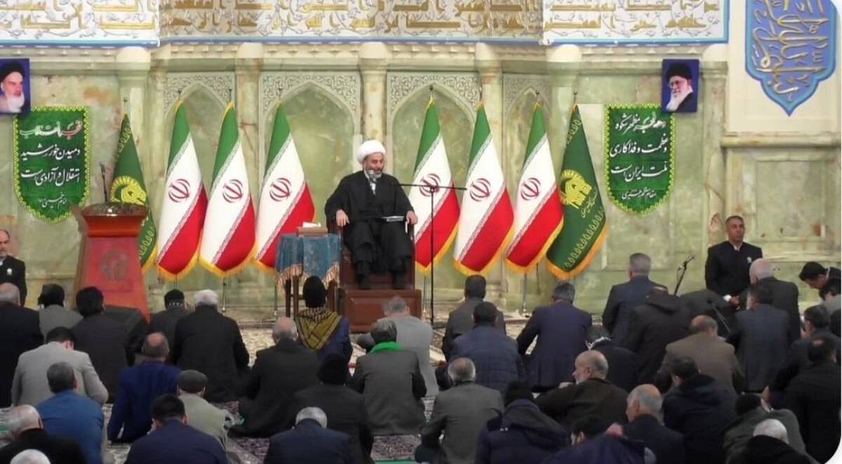 برگزاری ویژه برنامه «فجر مهدوی» و آغاز جشن‌های دهه فجر در حرم مطهر رضوی