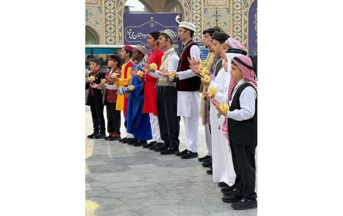 ویژه‌برنامه‌های زائران غیرایرانی حرم رضوی به مناسبت میلاد امام‌زمان (عج) اعلام شد