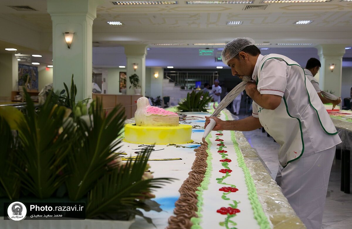 تحقق نیت ناذران در جشن‌های میلاد منجی عالم بشریت (ع) و دهه فجر