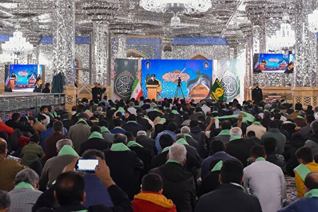 زیارتی از جنس شوق و دلتنگی؛ ضیافت دستان پینه‌بسته در حرم امام رضا(ع)