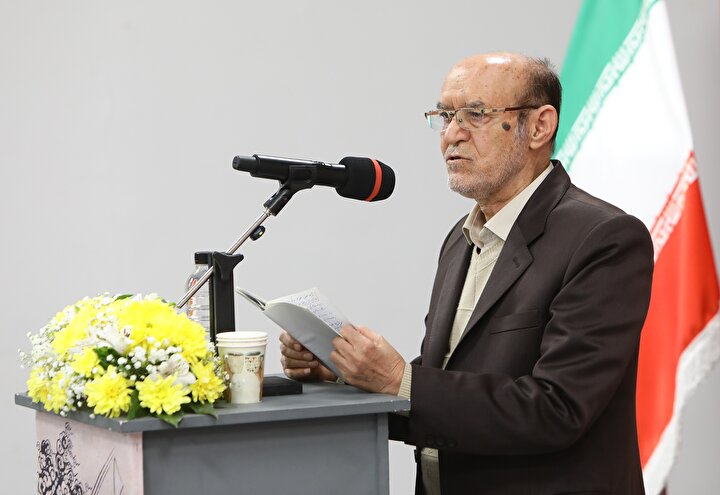 شب شعر «چکاد انتظار»