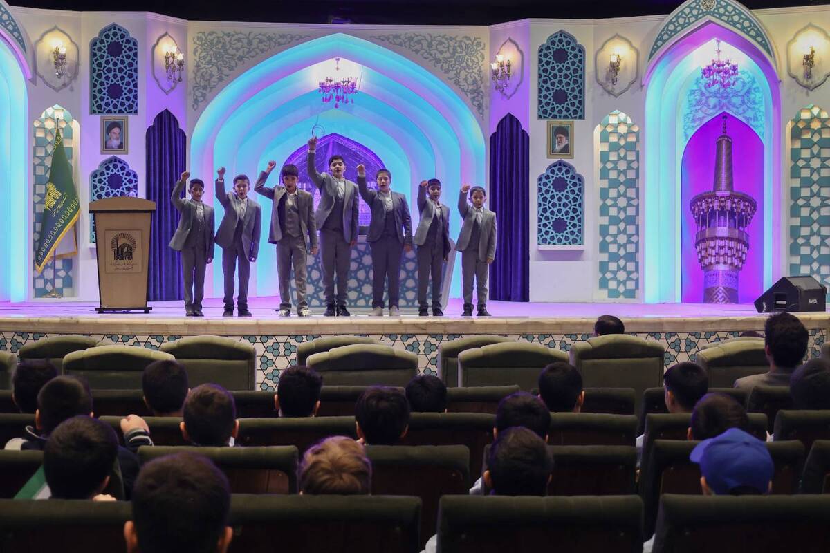 برگزاری جشن ۴۷ سالگی انقلاب اسلامی در کتابخانه حرم مطهر رضوی