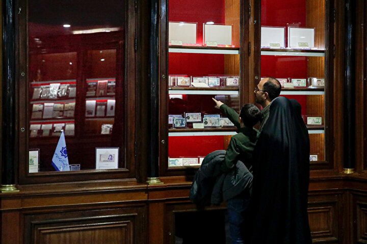 بازدید اصحاب رسانه‌ از موزه و رواق خدمت حرم مطهر رضوی