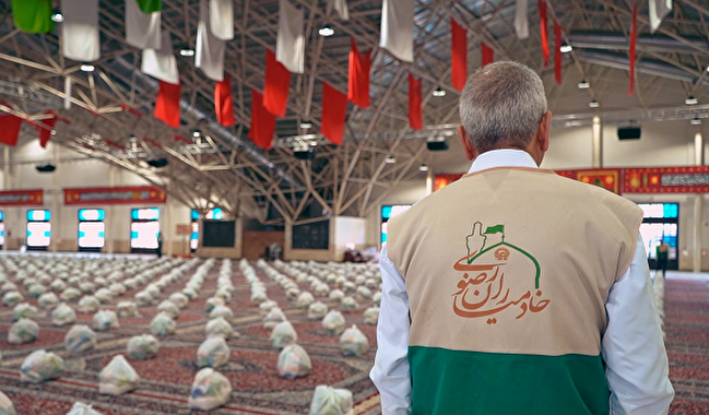 توزیع بیش از ۳۰۰۰ سبد معیشتی در استان اصفهان همزمان با نیمه‌شعبان و ماه رمضان/ فیلم