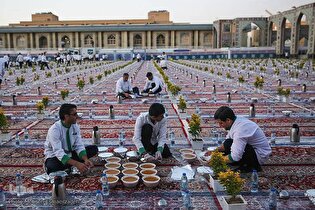 آمادگی مهمانسرای حضرت رضا(ع) برای ضیافت افطار در صحن‌های حرم مطهر