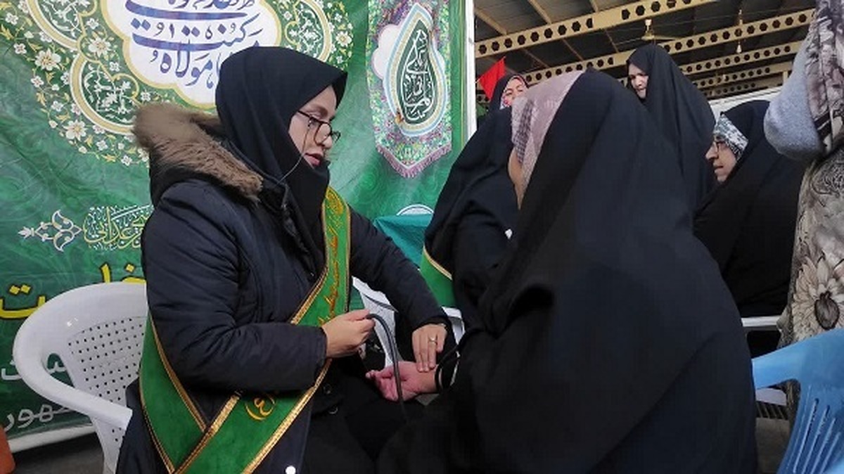 خدمت&zwnj;رسانی تیم خادمیاری پزشکی همدان به ۴۰۰ نمازگزار