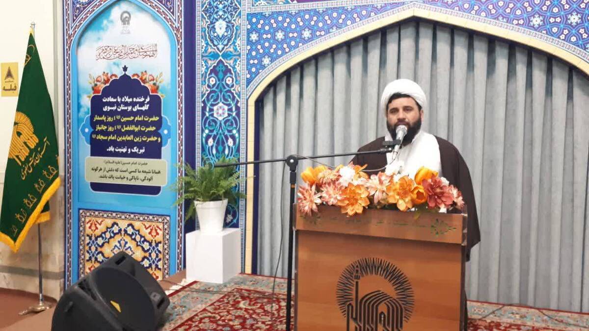 ​​​​​​​​​​​​​زیارتگاه شهید آیت‌الله مدرس در سال‌روز میلاد امام حسین (ع) غرق در شادی و سرور شد