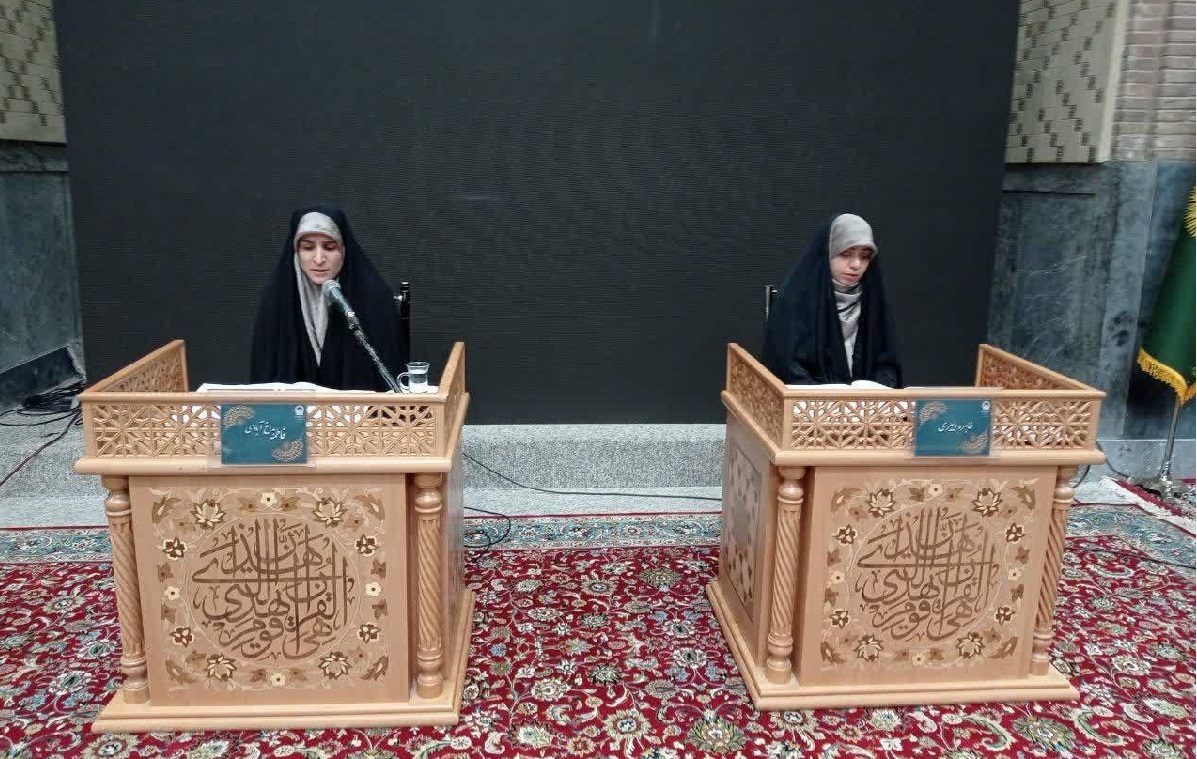 حرم مطهر رضوی در میلاد سید جوانان اهل بهشت میزبان محفل قرآنی شد حرم مطهر رضوی در میلاد سید جوانان اهل بهشت میزبان محفل قرآنی شد