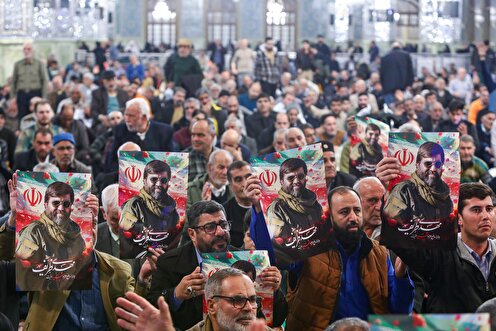 وداع با پیکر شهید مدافع امنیت در حرم مطهر رضوی