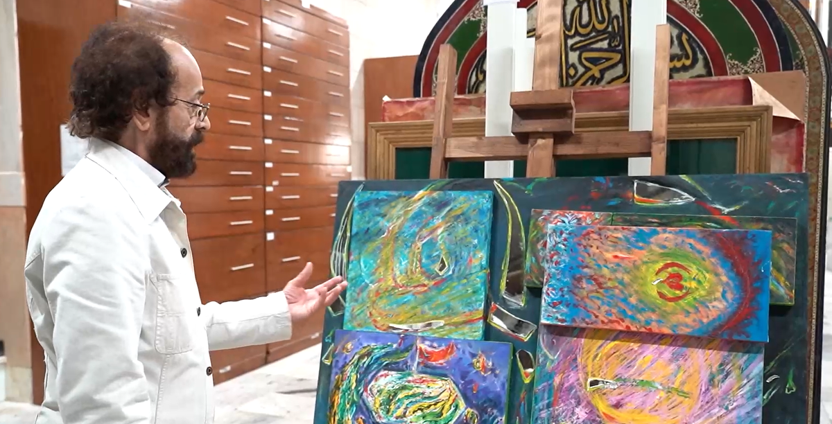 بیست‌وپنجمین نذر نقاشی استاد غلامرضا افشاری به بارگاه منور رضوی تقدیم شد