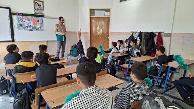 برپایی روایت «ای ایران بخوان» در مدارس اراک