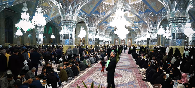 معلمان مشهدی مهمان کرامت رضوی در مراسم «سفره پدری»