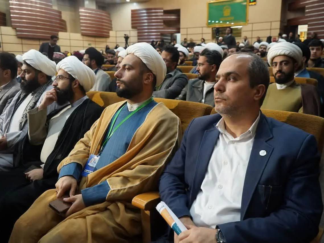 پلتفرم کجآموز در نمایشگاه هوش مصنوعی و رویداد ملی سِدرا خوش درخشید