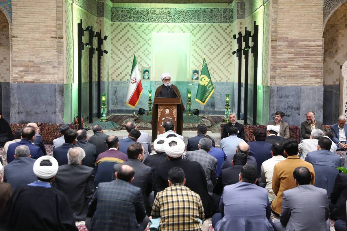 گفت‌وگوی اقناعی و پرهیز از دوگانه‌سازی، شرط جذب حداکثری نسل جوان