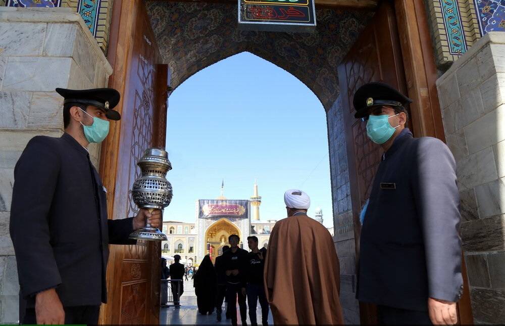 وقتی خدمت‌گزاران رضوی الفبای عشق را هجی می‌کنند