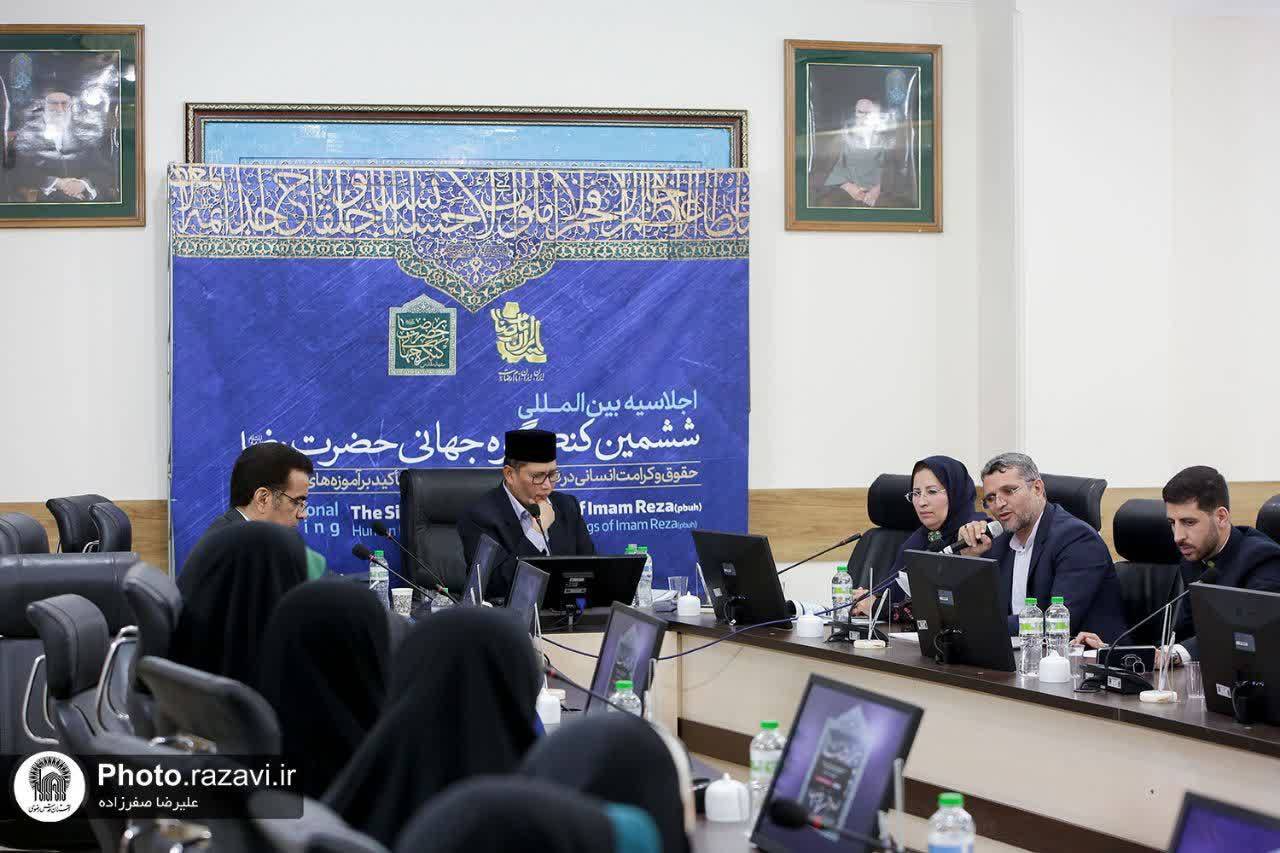 مکتب امام رضا(ع)  بر گفت‌وگو، ارتباط و تفاهم انسانی استوار است