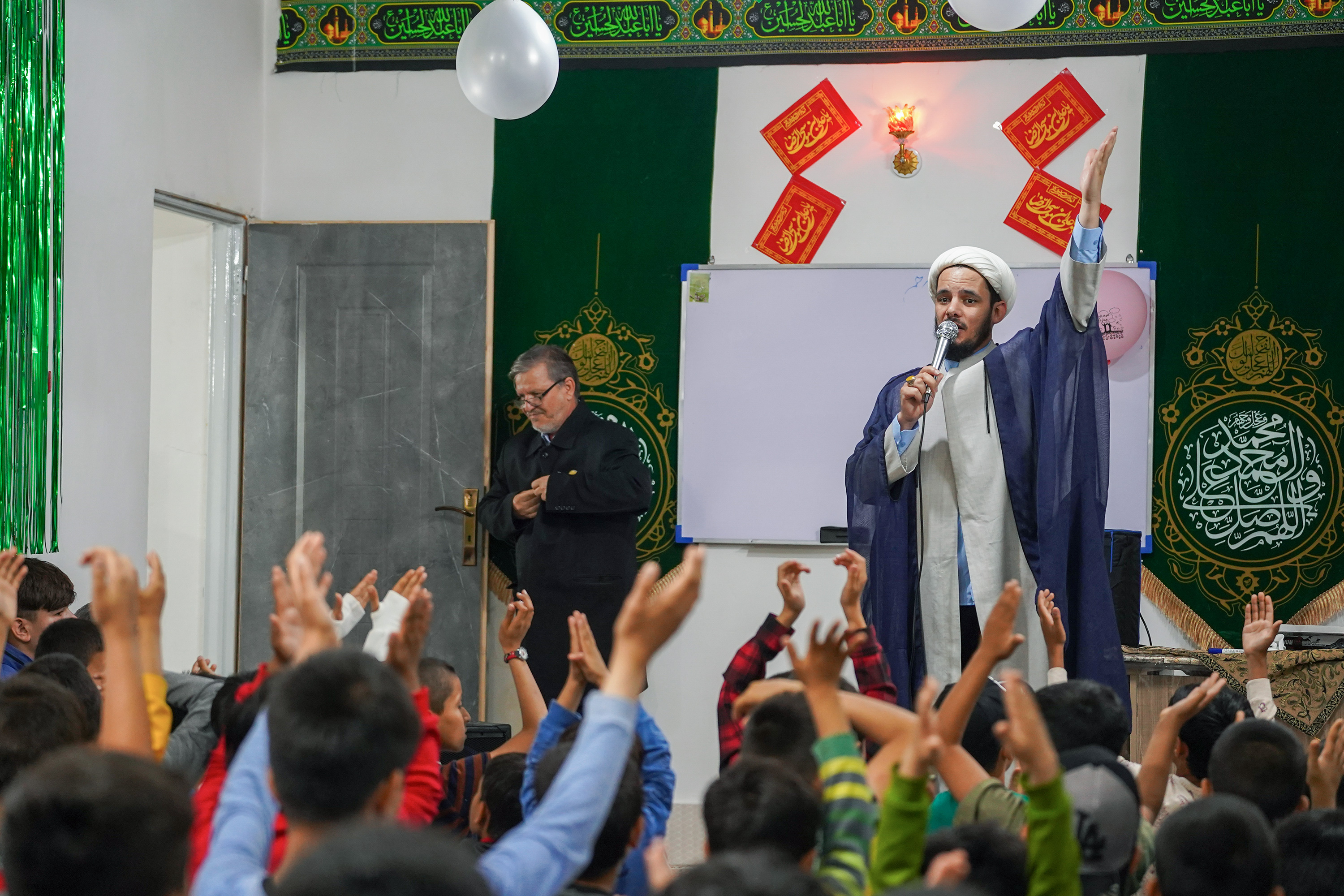 جشن ولادت امام رضا علیه‌السلام در منطقه کشمیری مشهد