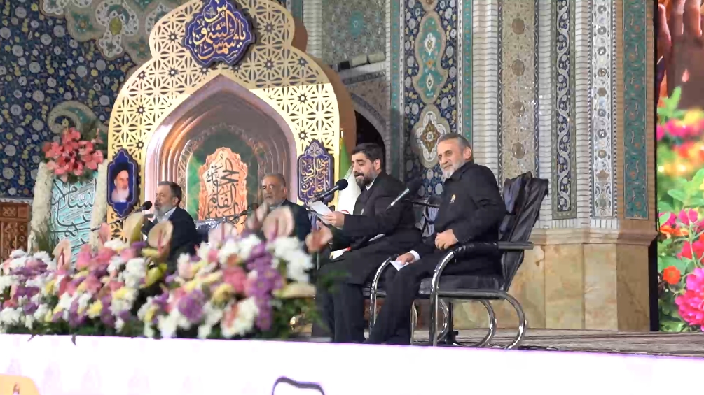 در شب میلاد آقا، دل&zwnj;ها در سایه مهرش روشن شد